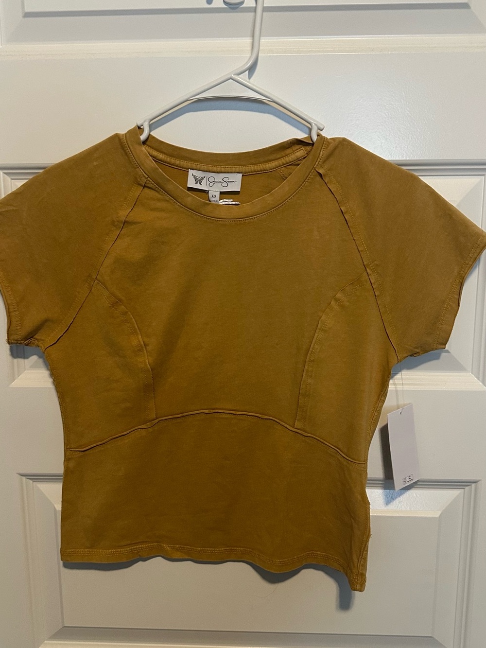 Jessica Simpson Mustard Short Sleeve Crop Tee